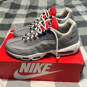 Air Max ‘95 / Mens 9.5
